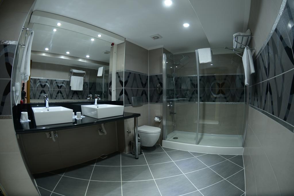 Nk Hotel Измир Стая снимка